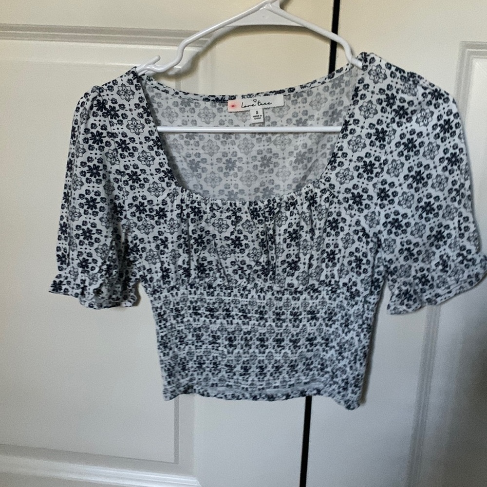 brand new super cute crop